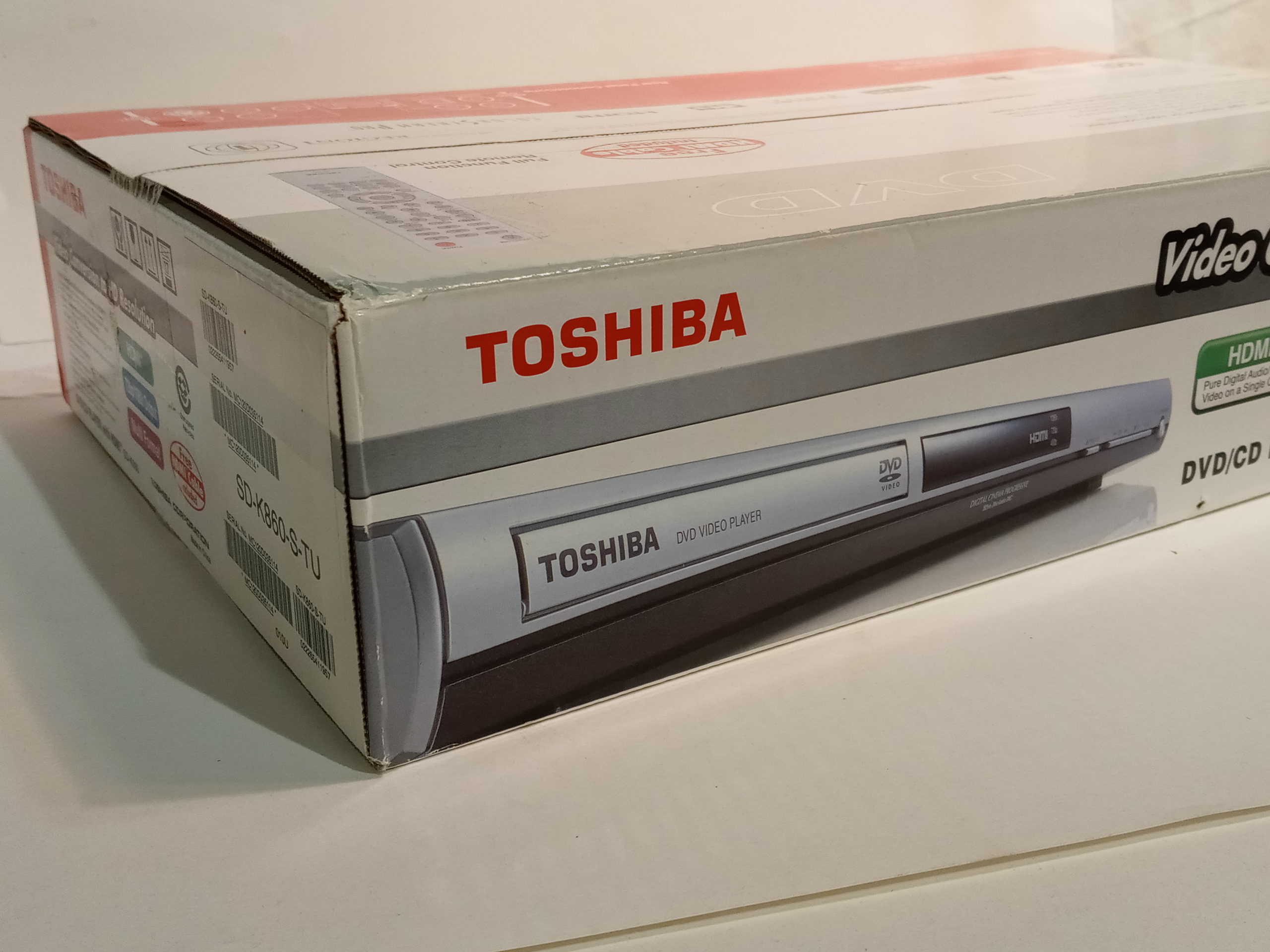 Toshiba DVD / CD Player with HDMI Video Conversion BRAND NEW 